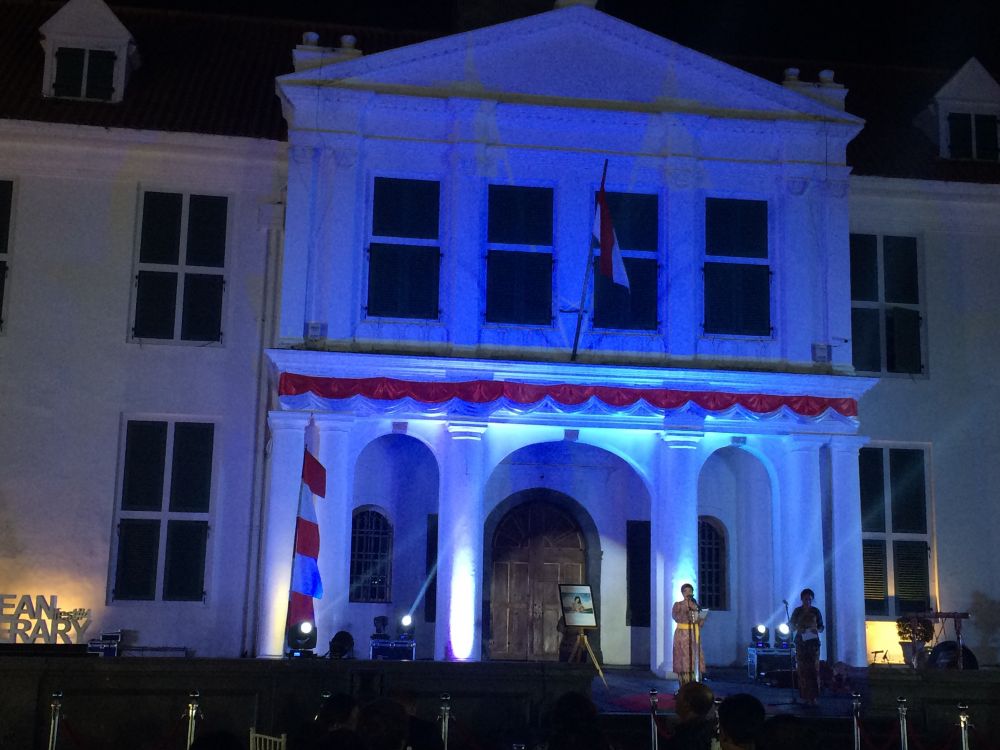 Ini kesalahan yang sering dilakukan oleh penulis pemula