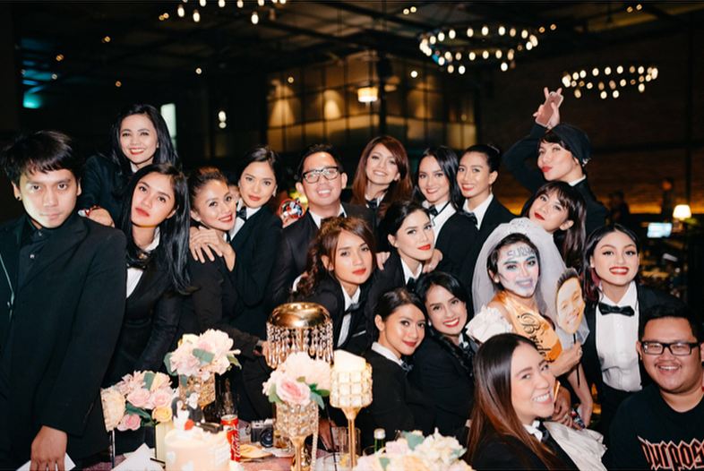 10 Foto serunya bridal shower Sheza Idris, tinggal menghitung hari nih
