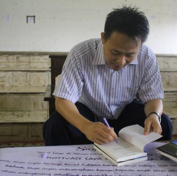 Saiful Falah, giatkan literasi para santri hingga dirikan penerbitan