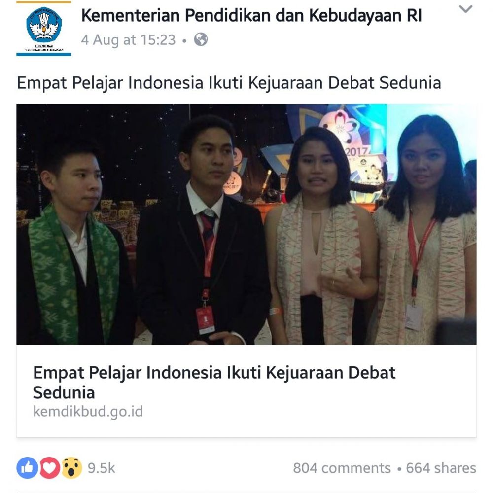 Foto di Facebook Kemendikbud ini tuai kontroversi, apa yang salah?
