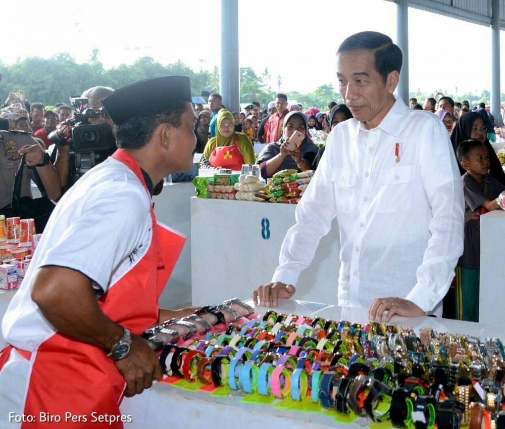 10 Foto ekspresi Jokowi di berbagai acara, masa wajah gini diktator?