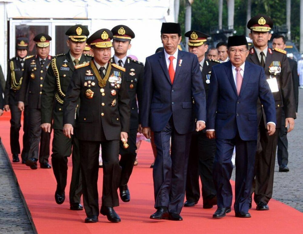 10 Foto ekspresi Jokowi di berbagai acara, masa wajah gini diktator?