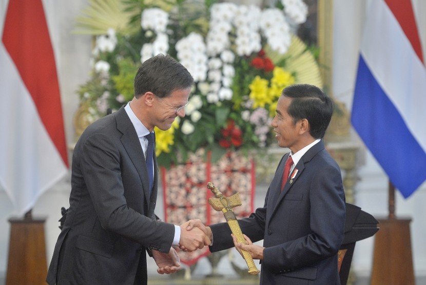 Presiden Jokowi ternyata suka mengoleksi keris, ini alasannya
