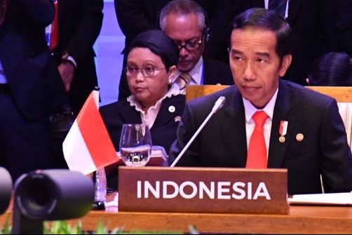 Presiden Jokowi ternyata suka mengoleksi keris, ini alasannya