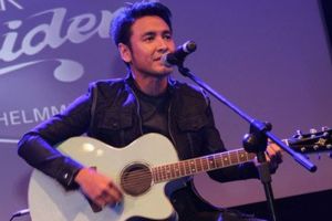 7 Gaya penampilan Ello yang pernah bikin cewek tergila-gila