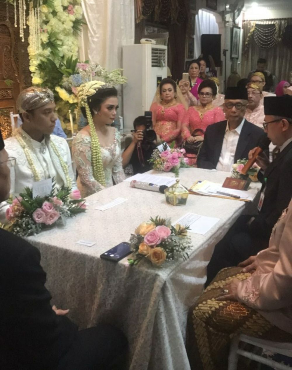 Sheza Idris dan Surya resmi menikah, ini 5 foto akad nikahnya