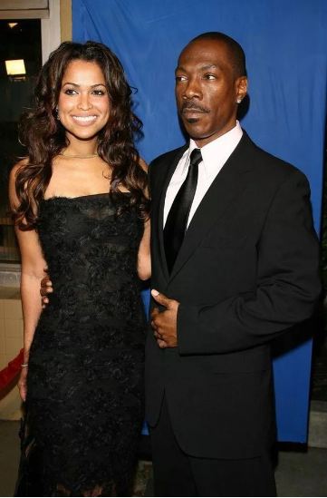 10 Pernikahan tersingkat selebriti, ada yang cuma berumur 55 jam