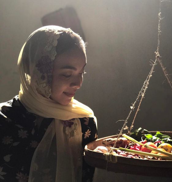 10 Potret Tika Bravani saat jalani syuting film Nyai Ahmad Dahlan