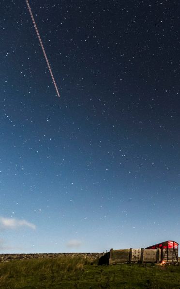 Foto-foto penampakan hujan meteor paling spektakuler tahun ini