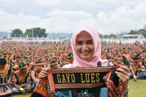 Pecahkan rekor, lebih dari 10 ribu orang tarikan tarian Saman