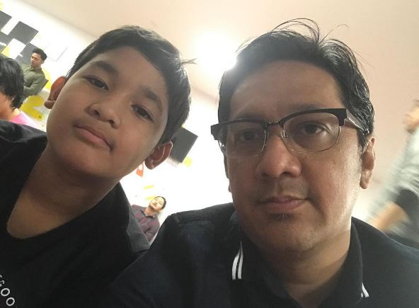 Tak cuma pelawak top, ini 10 foto bukti Andre Taulany juga papa idaman