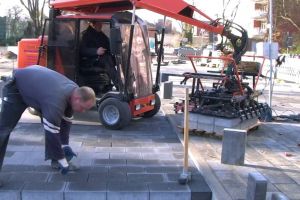 Mesin ini bikin pekerjaan tukang jadi lebih praktis, hemat tenaga deh