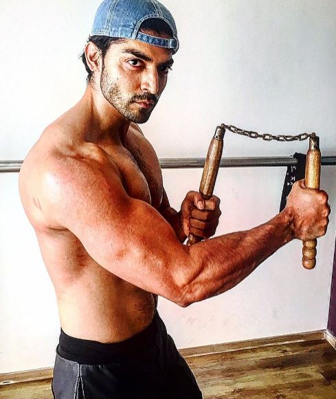 Gurmeet Choudhary, pemeran Maan di serial Geet yang bikin gagal fokus