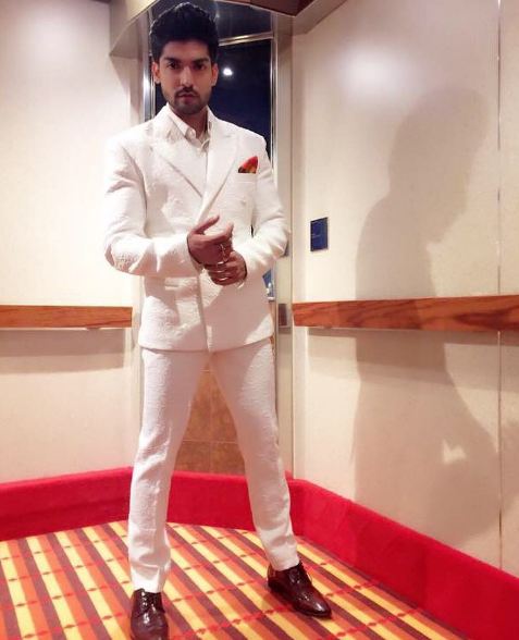 Gurmeet Choudhary, pemeran Maan di serial Geet yang bikin gagal fokus