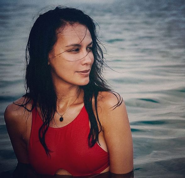 Cantiknya natural, Sophia Latjuba pede tak dandan di 10 foto ini