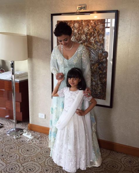 10 Gaya Aishwarya Rai & putrinya saat ketemu paparazzi ini tuai pujian