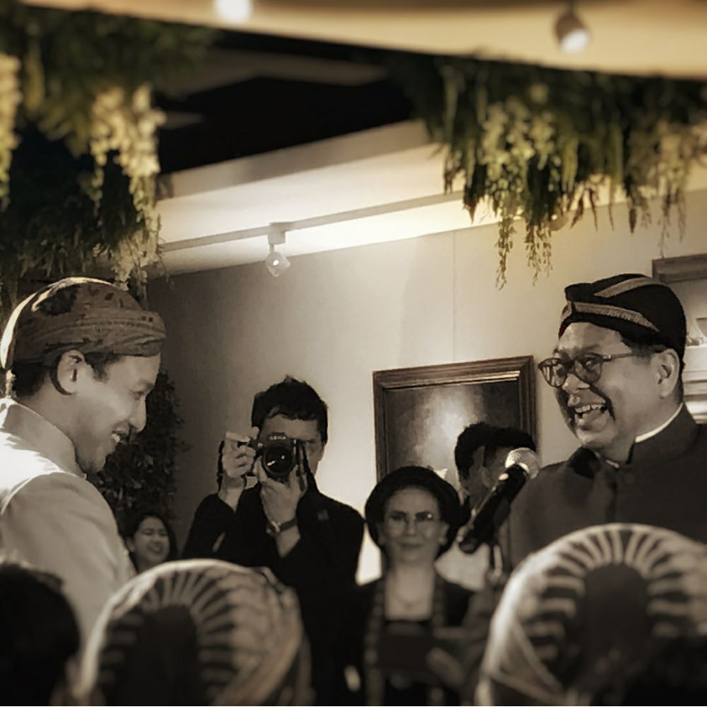 Lepas status lajang, ini 10 foto bahagia pernikahan Moreno Soeprapto