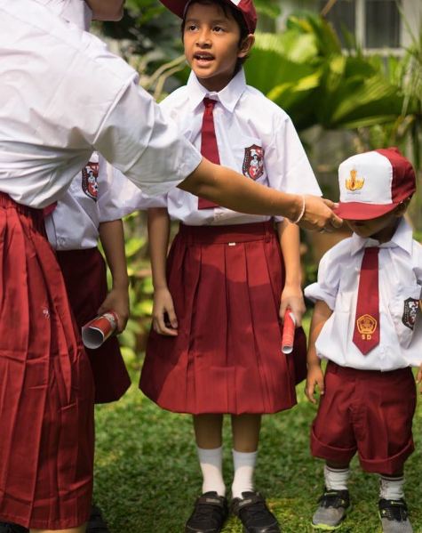 10 Potret serunya perayaan 17 Agustusan ala keluarga Dwi Sasono