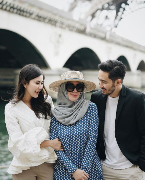 Usai lamaran, ini 10 foto kedekatan Jeje Govinda sama keluarga Syahnaz