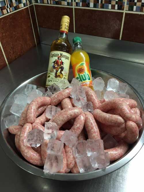 Unik, toko daging ini menjual sosis dengan rasa alkohol