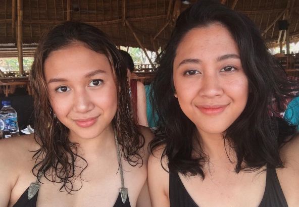 8 Potret manisnya Mayzura Munaf, adik Sherina yang tak kalah memesona