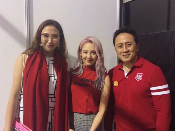 8 Potret manisnya Mayzura Munaf, adik Sherina yang tak kalah memesona