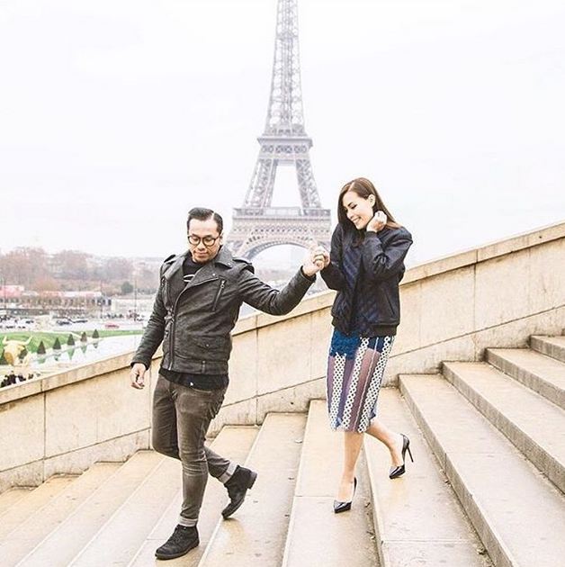 5 Pasangan seleb ini langsungkan lamaran di luar negeri, so sweet ya?