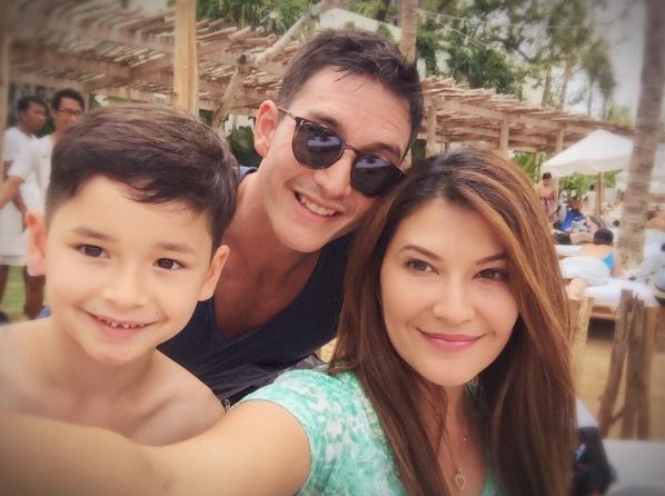 Akur meski telah bercerai, ini 10 foto harmonisnya Mike Lewis-Tamara