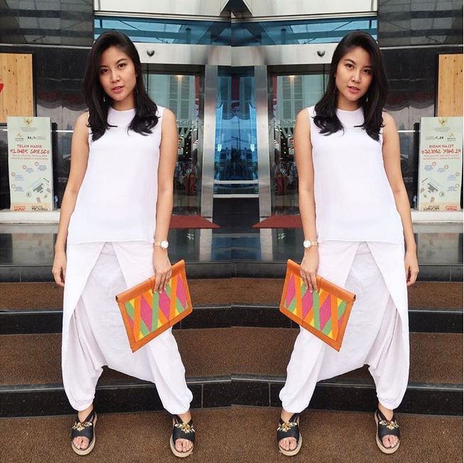 Perut membesar, 10 gaya Zivanna Letisha saat hamil ini tetap stylish