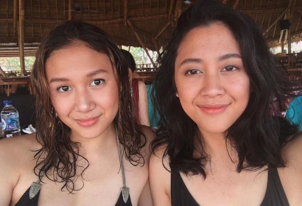 Bukan kembar, 10 artis ini wajahnya mirip banget dengan saudaranya