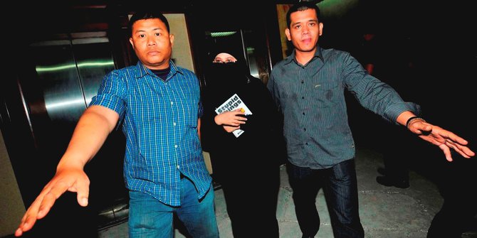 Kenapa orang yang tersangkut kasus mendadak berpenampilan religius?