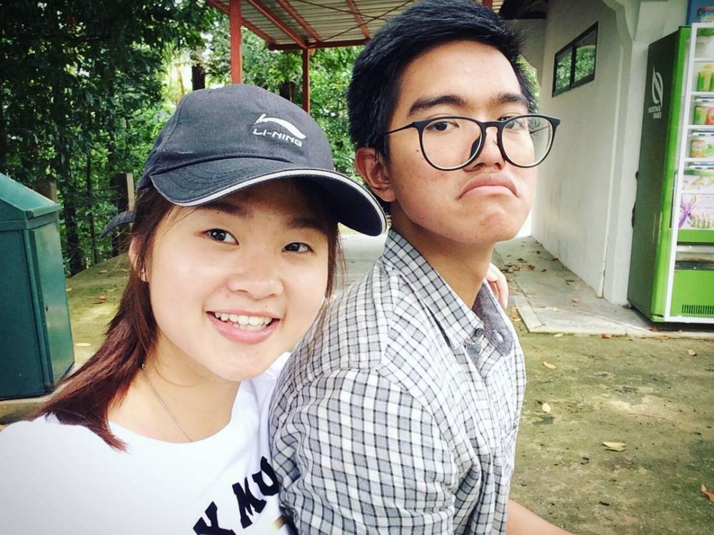 10 Potret kemesraan Kaesang Pangarep dan sang kekasih, kapan nikah?