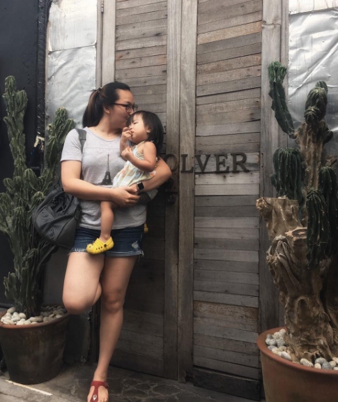 Sharon & Tannya, duo peraih emas cabor bowling SEA Games yang keibuan