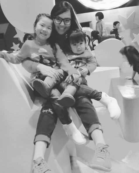 Sharon & Tannya, duo peraih emas cabor bowling SEA Games yang keibuan