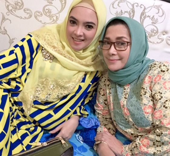 Sukses jadi ibu pejabat, ini 10 foto penampilan Ingrid Kansil kini