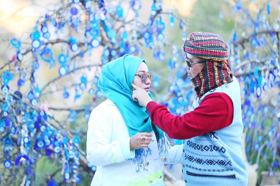 10 Foto ala prewed bos First Travel, masih mesra setelah terciduk?