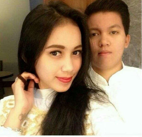 Hesty Agustian, sosok yang diduga pacar sesama jenis bos First Travel