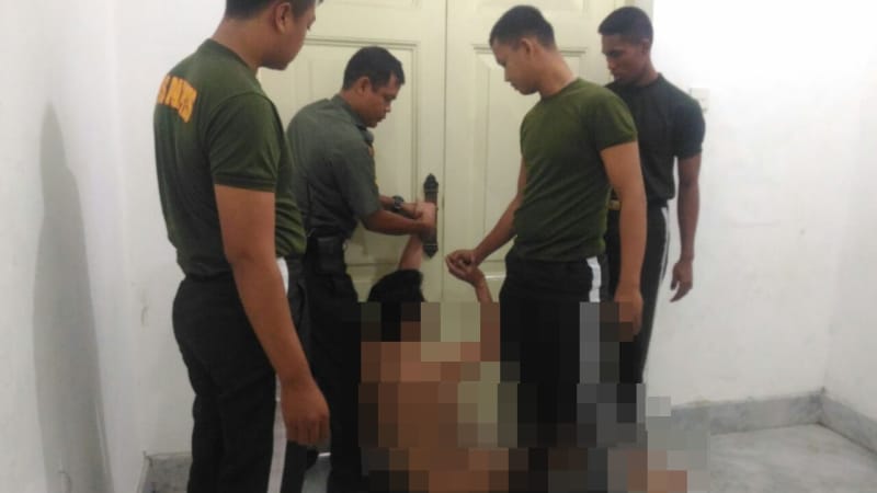 Heboh pria bugil mau masuk Istana Kepresidenan, teriak minta kawin