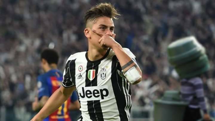 15 Foto editan penjual ember keliling ini kocaknya waow banget