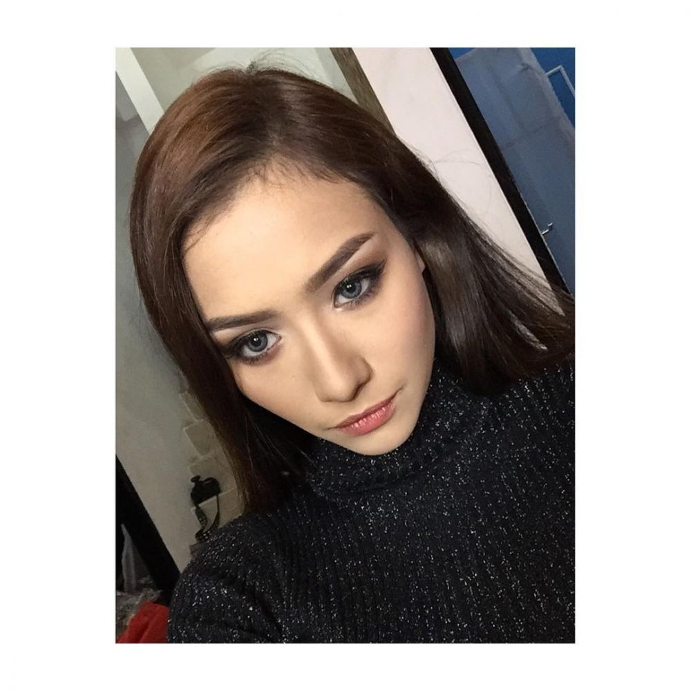 12 Gaya Ratna Kharisma Adzana, aktris cantik putri Adi Bing Slamet