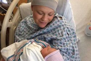 Idap kanker ovarium, perjuangan ibu lahirkan putrinya ini bikin haru