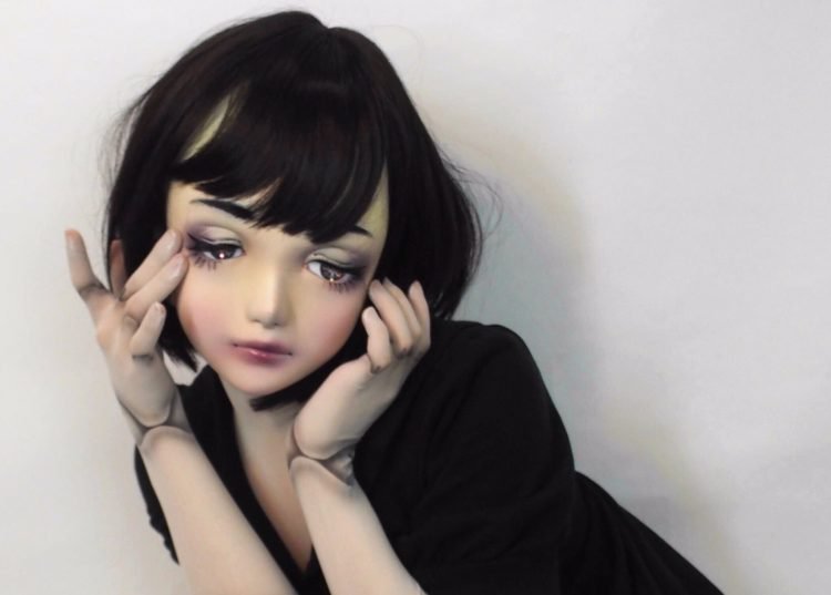 10 Potret Lulu Hashimoto boneka hidup yang jadi model di 