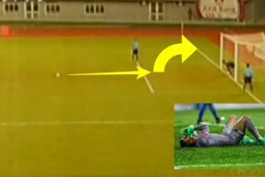 Video kiper Malaysia yang bikin blunder pernah jadi hero vs Indonesia