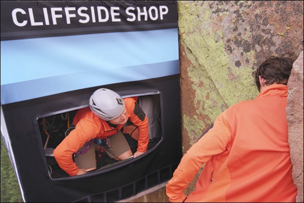 Letak toko ini antimainstream banget, lihat 7 fotonya deh