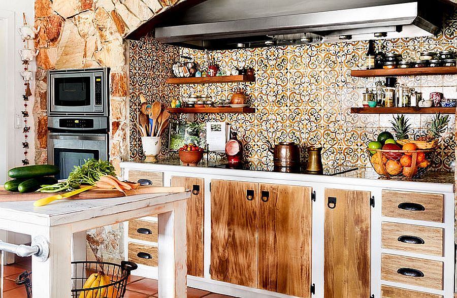 20 Desain rak kayu lawasan buat dapur rumahmu, bikin betah masak nih