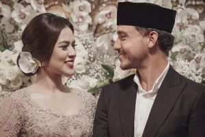 Kicauan Hamish Daud jelang nikah ini dapat 7 balasan kocak banget