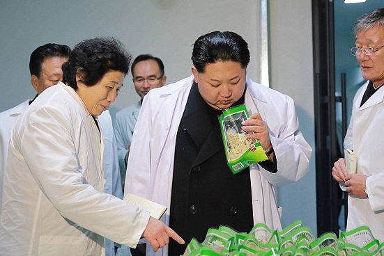 Begini gayanya jika Kim Jong-un belanja 10 barang rumah tangga di mal