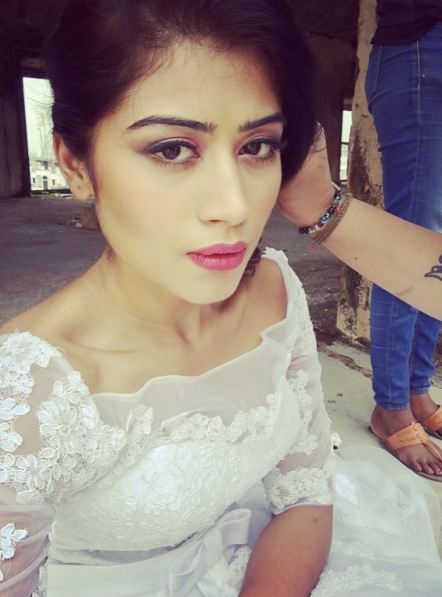 Donna Munshi, si seksi yang debut bareng Irrfan Khan di film Karwan