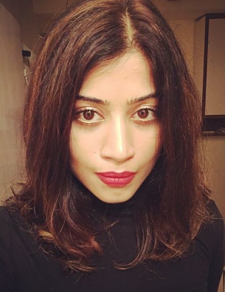 Donna Munshi, si seksi yang debut bareng Irrfan Khan di film Karwan