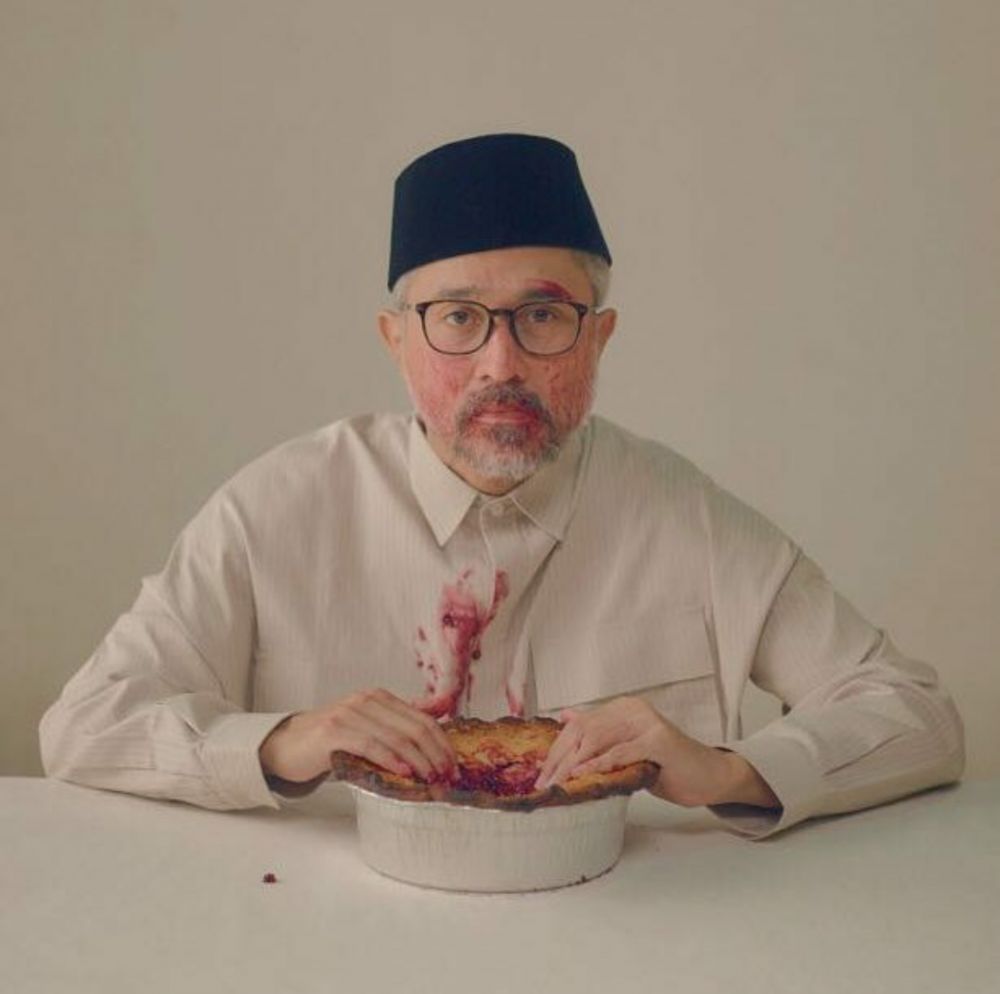 9 Foto penampilan baru Lukman Sardi, makin memesona & bikin pangling